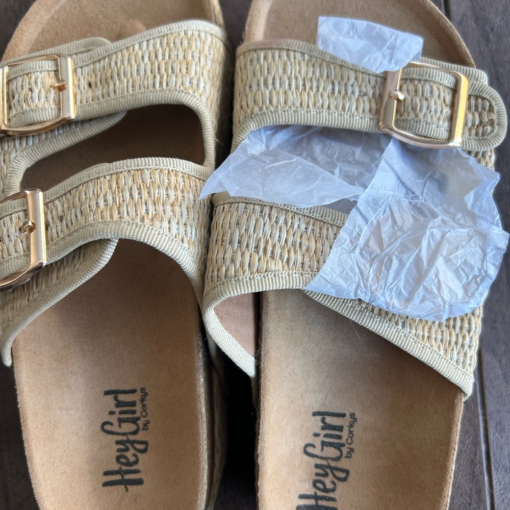 HeyGirl Beige Woven Sandals